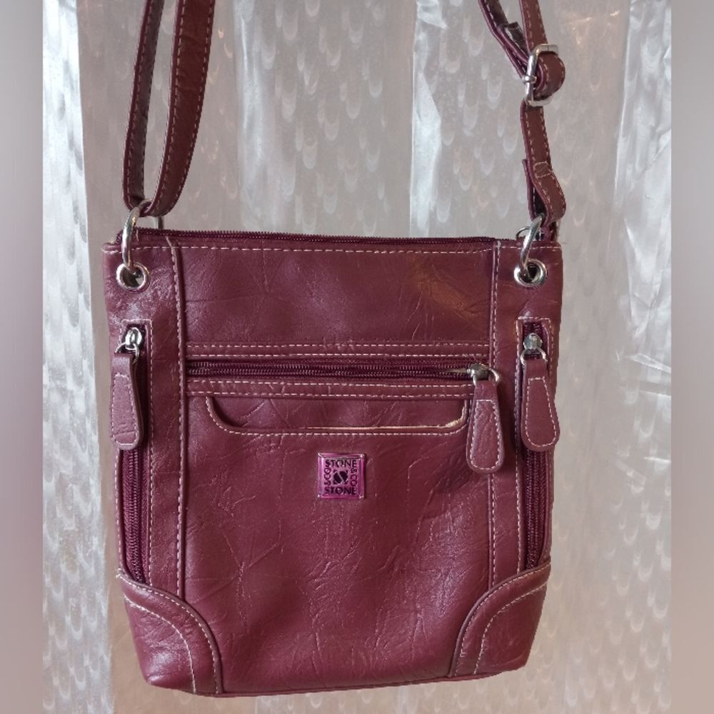 Stone & Co Purse Womens Crossbody Shoulder Bag Burgundy - Picture 2 of 8